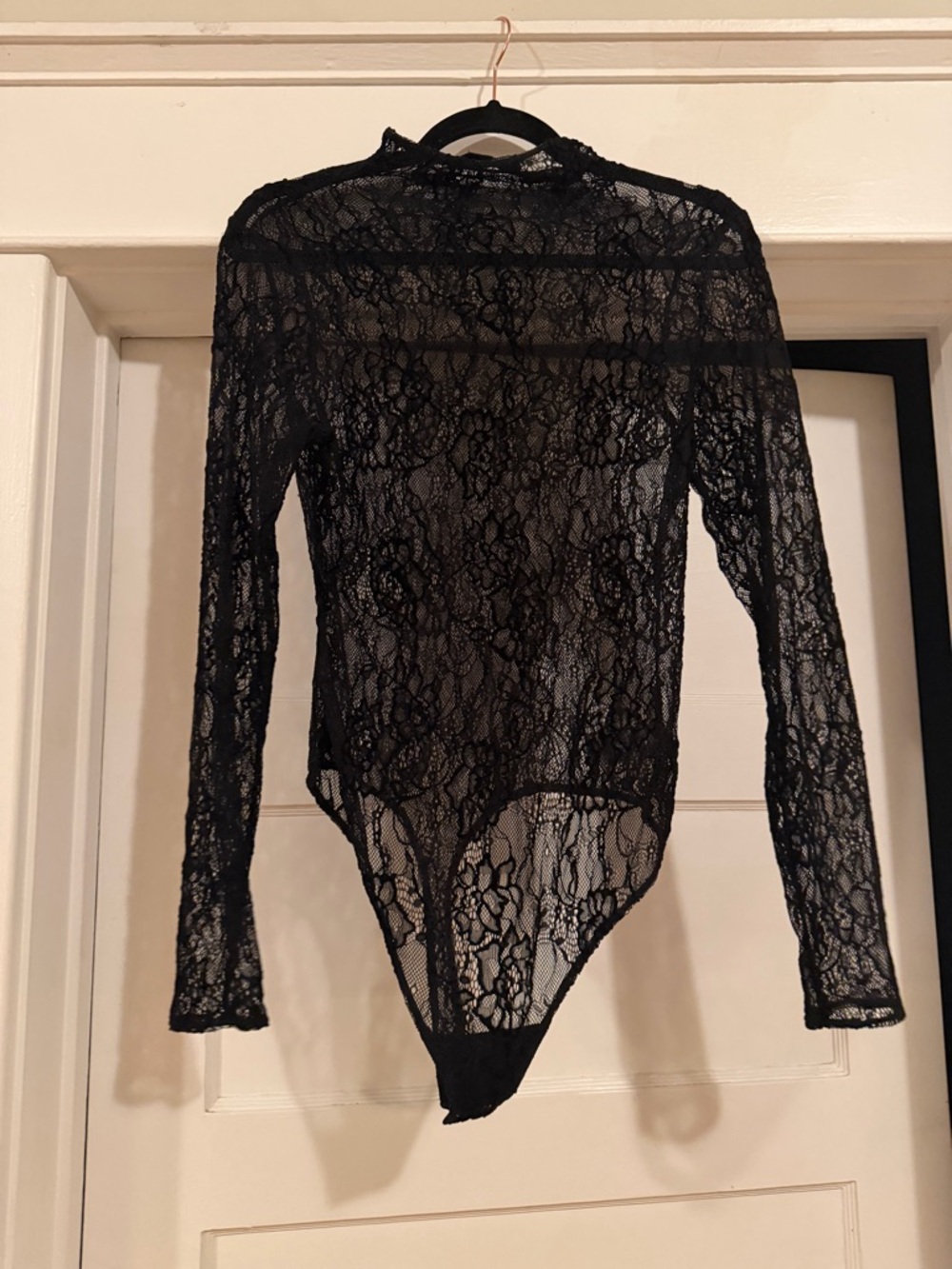 Good American Black Lace Sheer Long-Sleeve Top - Picture 6 of 6